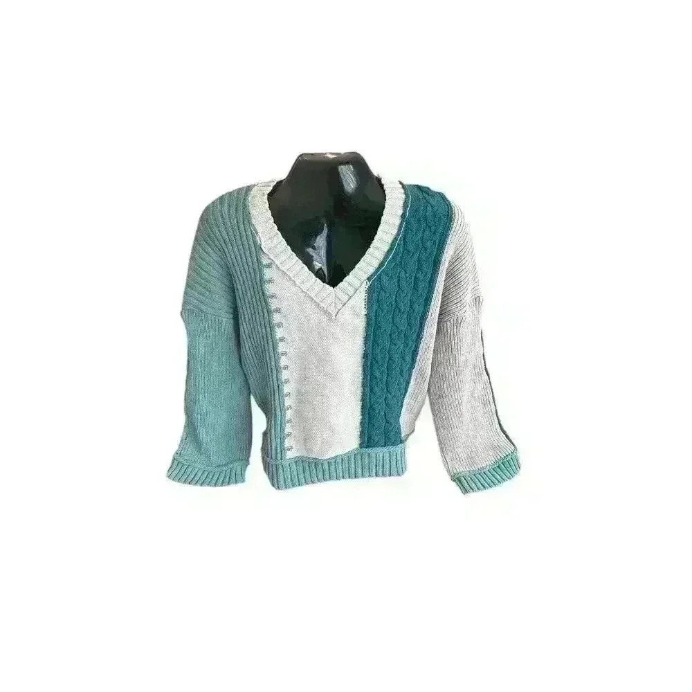 POL Womens Size‎ Medium M  Sweater Green Cream Quilted Cable Knit Vneck Boho